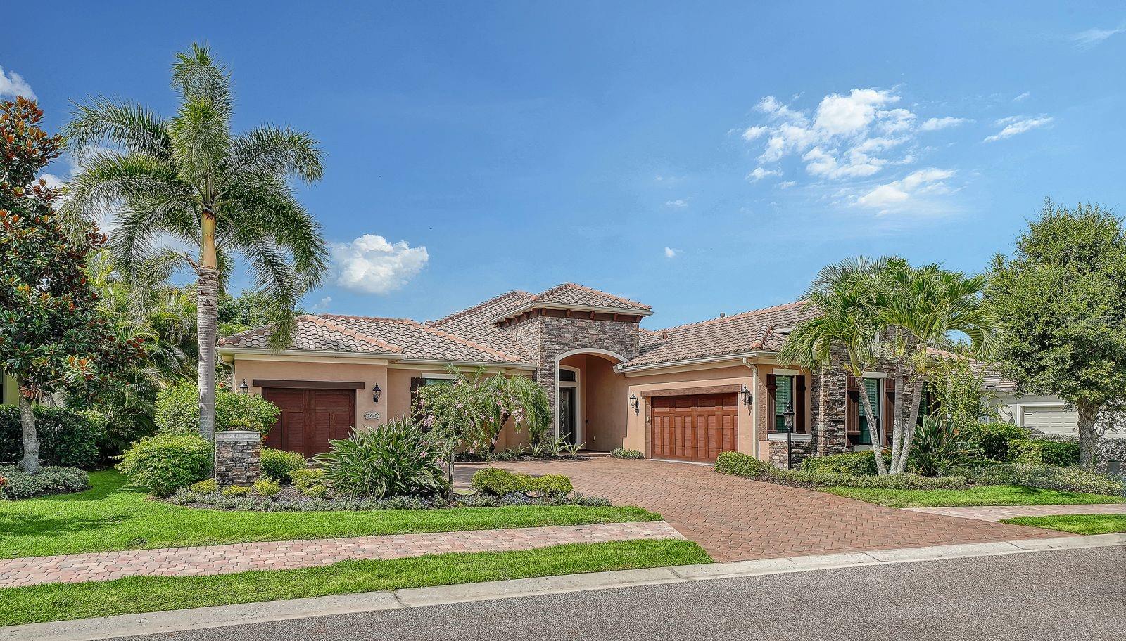 COUNTRY CLUB EAST AT LAKEWD RNCH RR - Residential