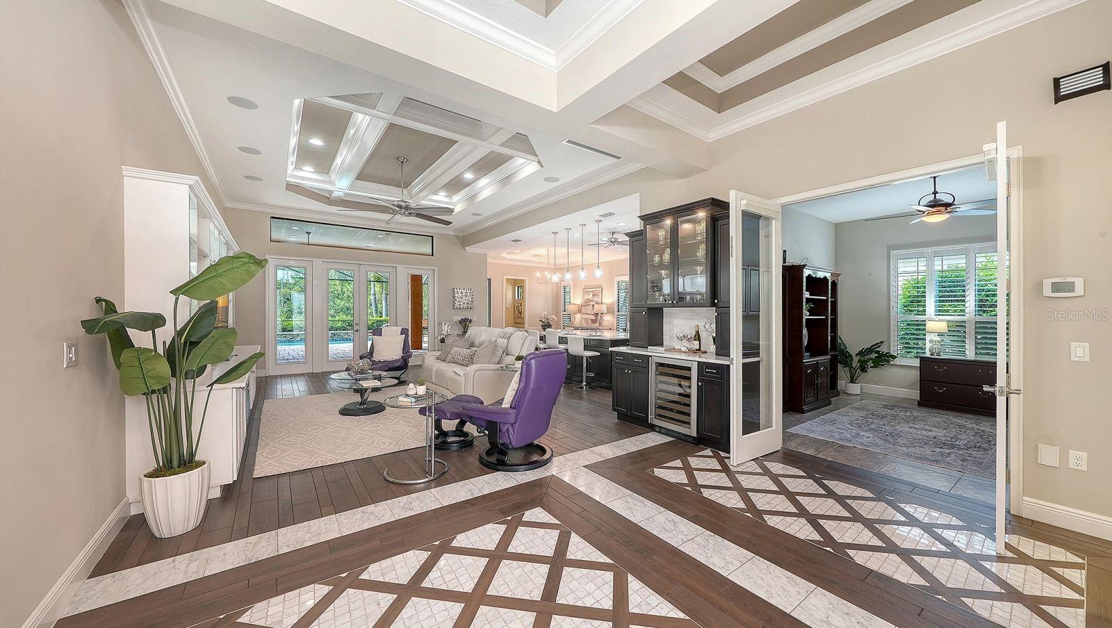 COUNTRY CLUB EAST AT LAKEWD RNCH RR - Residential