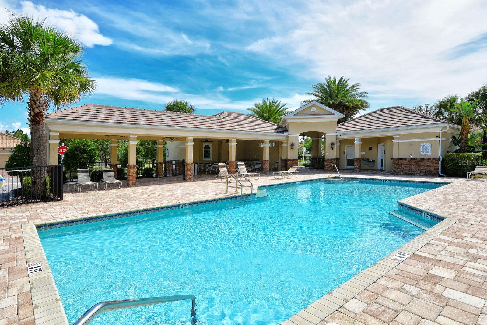 COUNTRY CLUB EAST AT LAKEWD RNCH RR - Residential