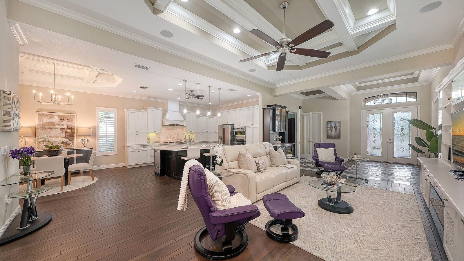 COUNTRY CLUB EAST AT LAKEWD RNCH RR - Residential
