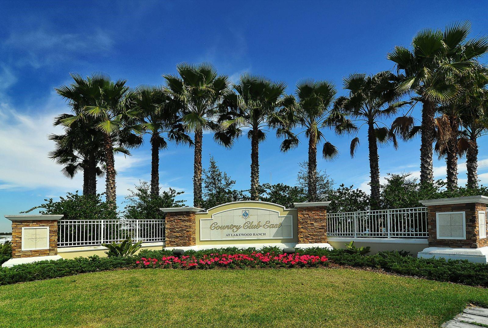 COUNTRY CLUB EAST AT LAKEWD RNCH RR - Residential