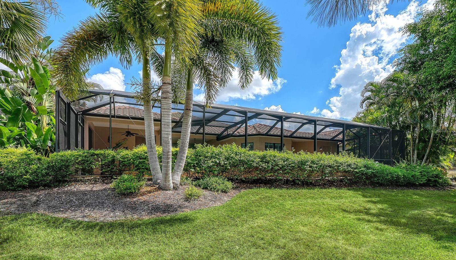 COUNTRY CLUB EAST AT LAKEWD RNCH RR - Residential