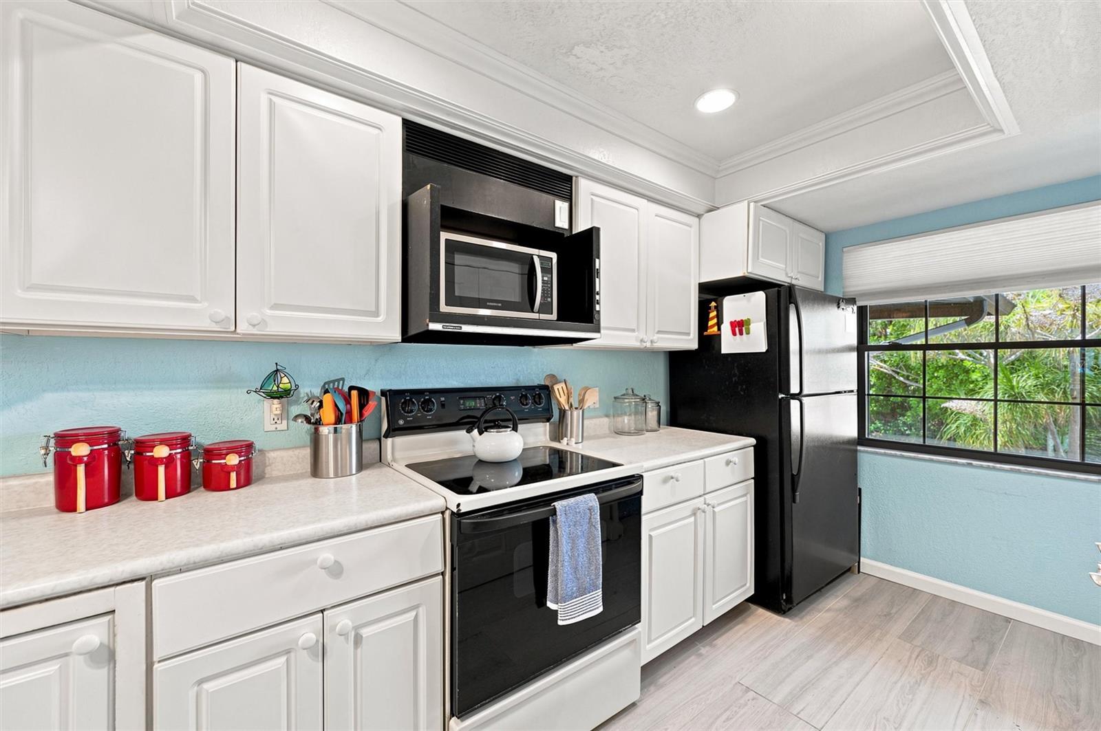 FLAMINGO CAY APTS AMD - Residential