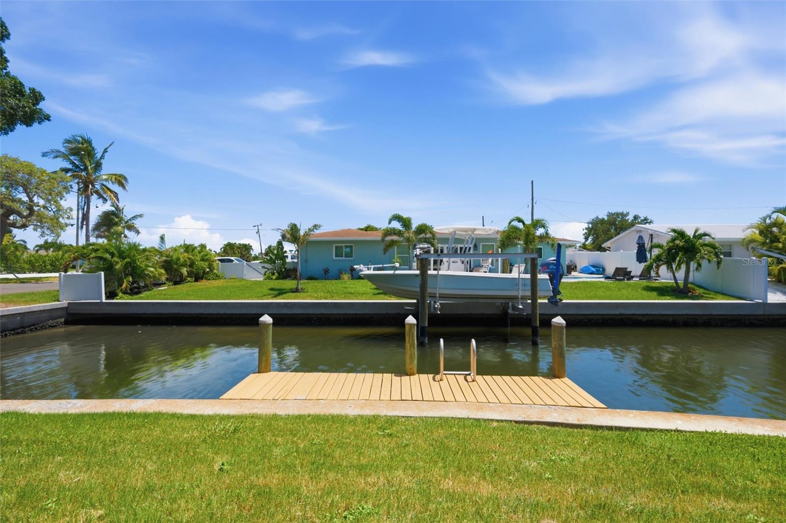 FLAMINGO CAY APTS AMD - Residential