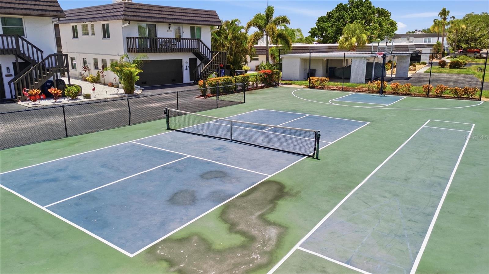 FLAMINGO CAY APTS AMD - Residential