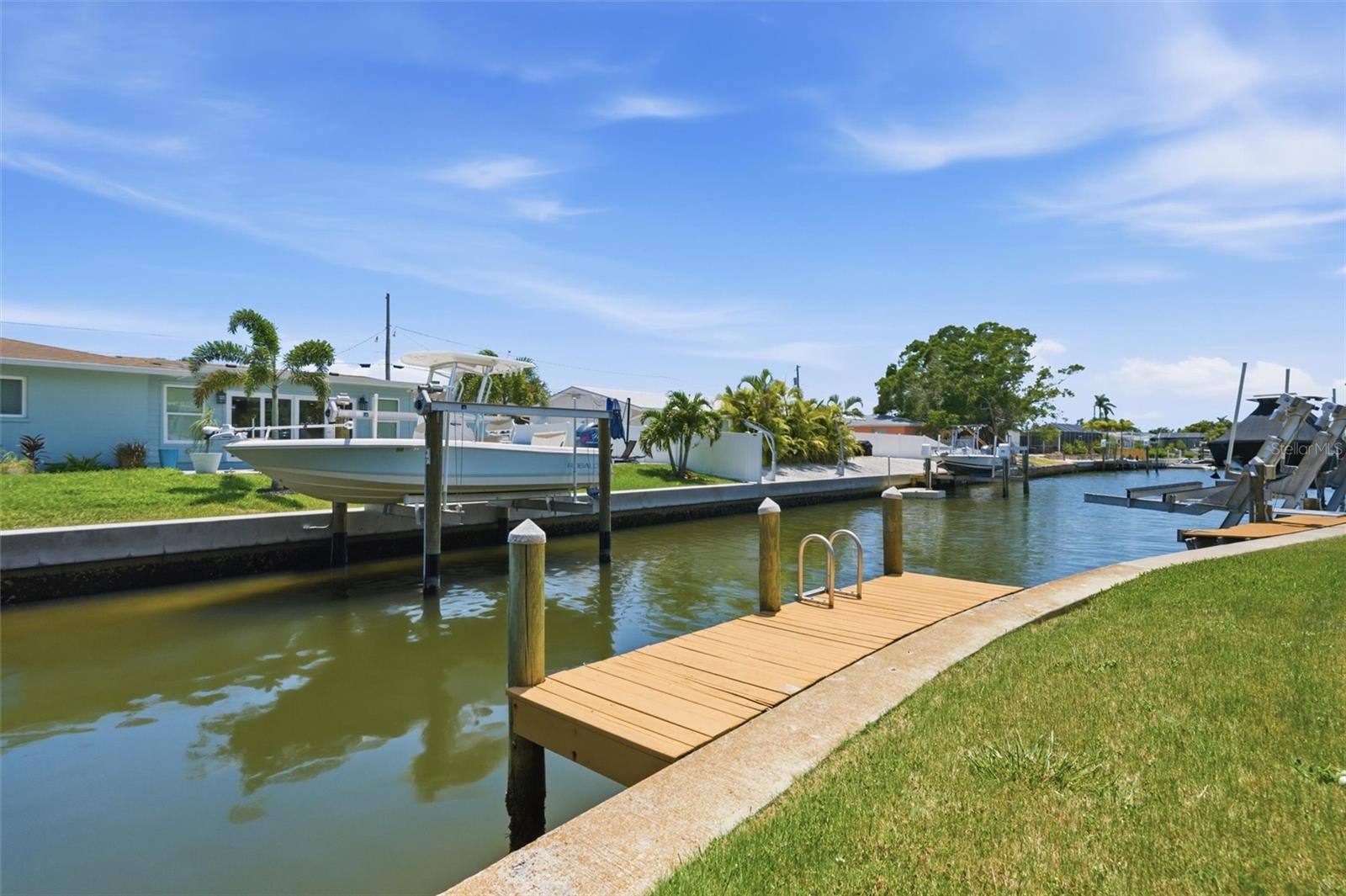 FLAMINGO CAY APTS AMD - Residential