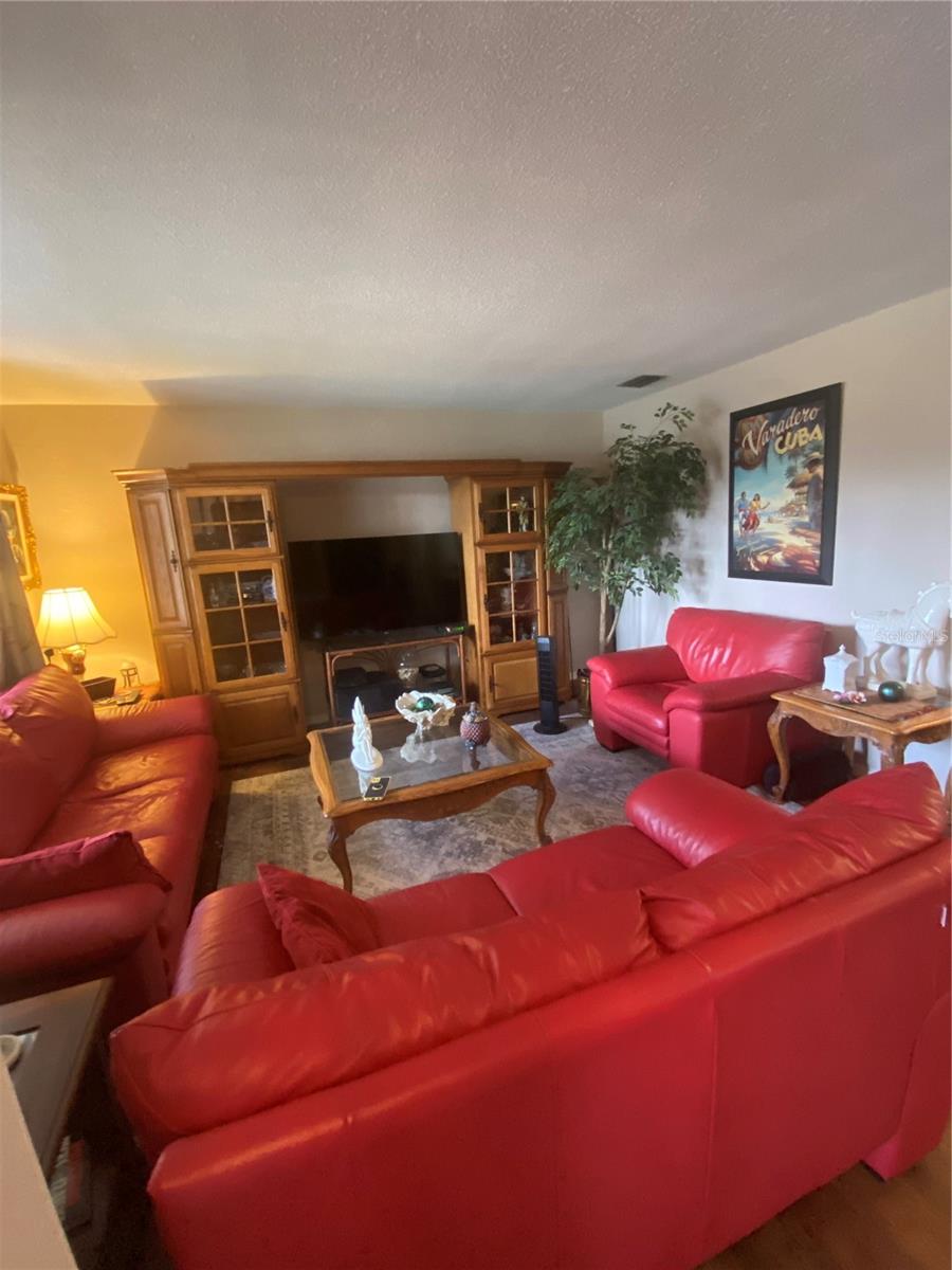 DELTONA LAKES UNIT 03 - Residential