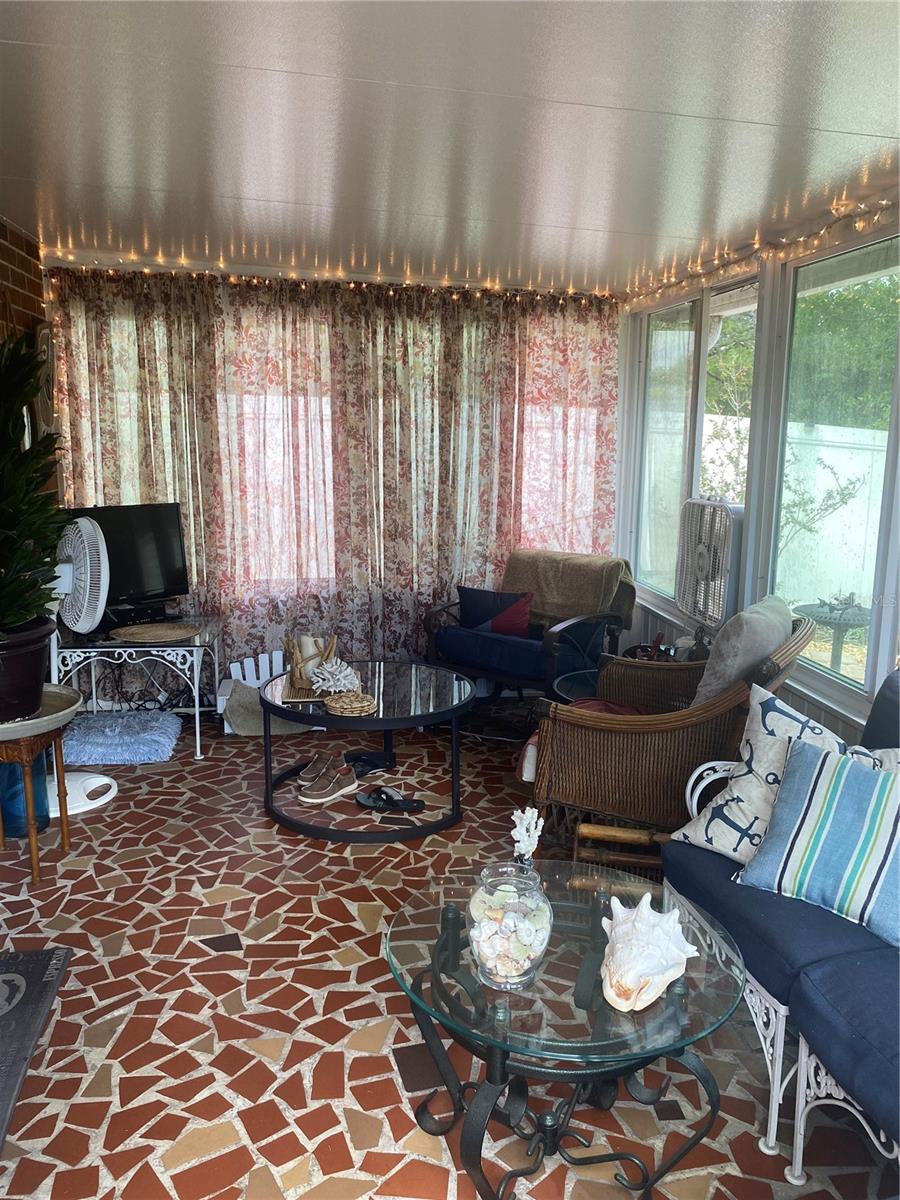 DELTONA LAKES UNIT 03 - Residential