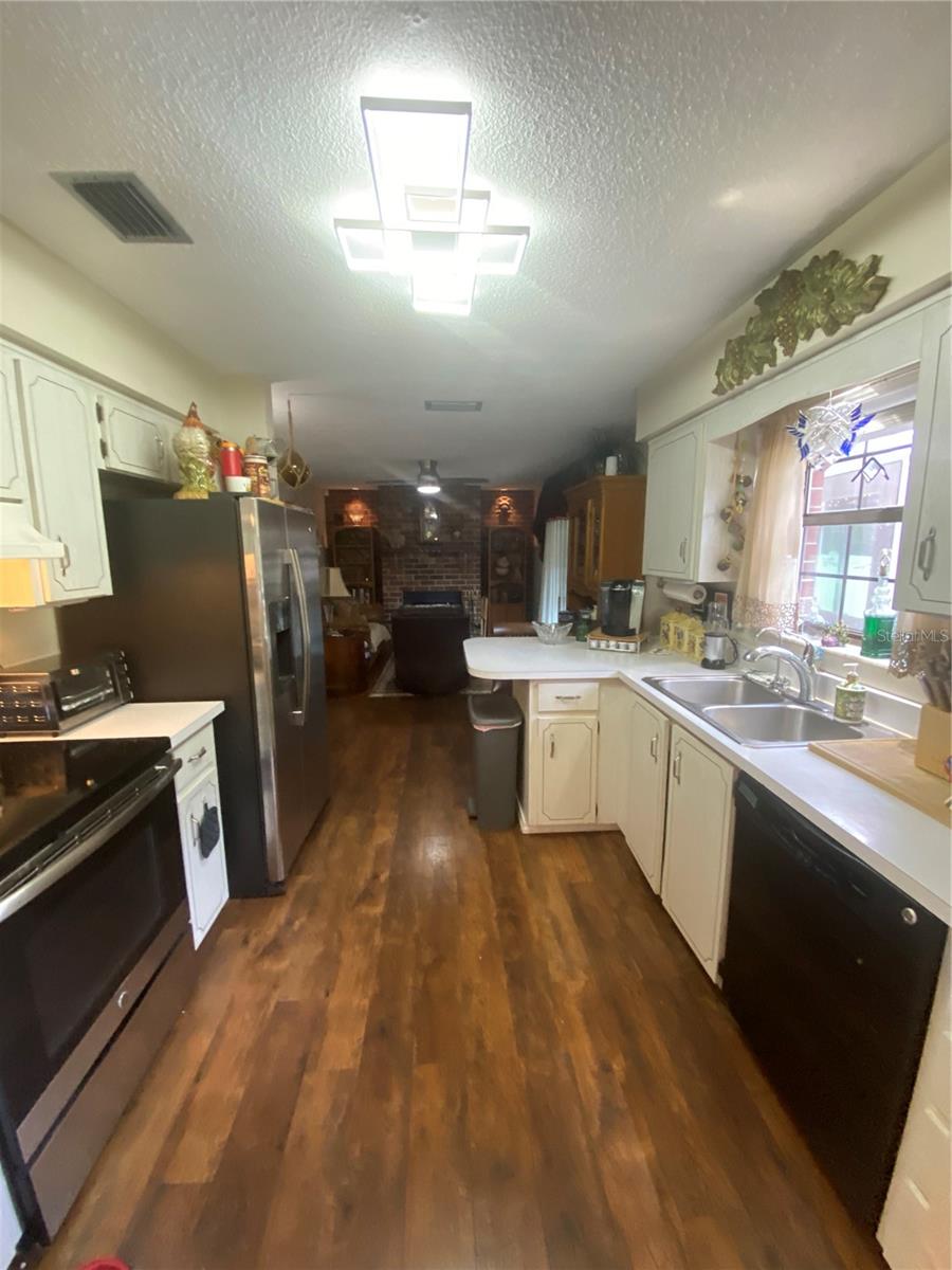 DELTONA LAKES UNIT 03 - Residential