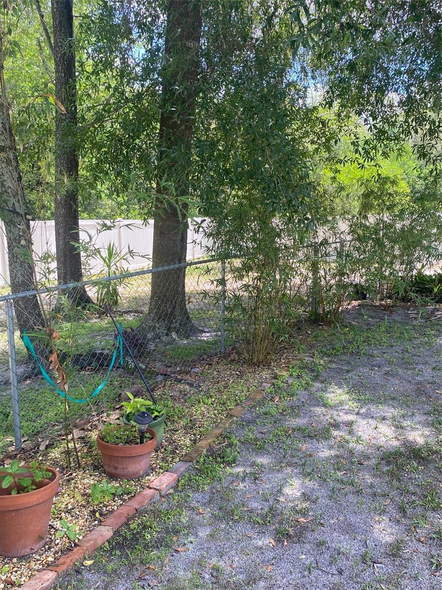 DELTONA LAKES UNIT 03 - Residential