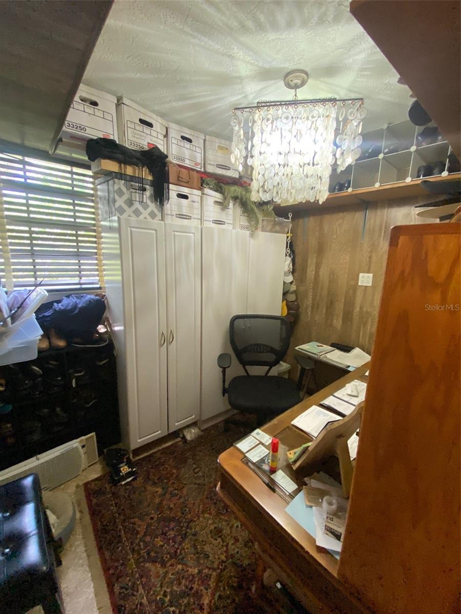 DELTONA LAKES UNIT 03 - Residential