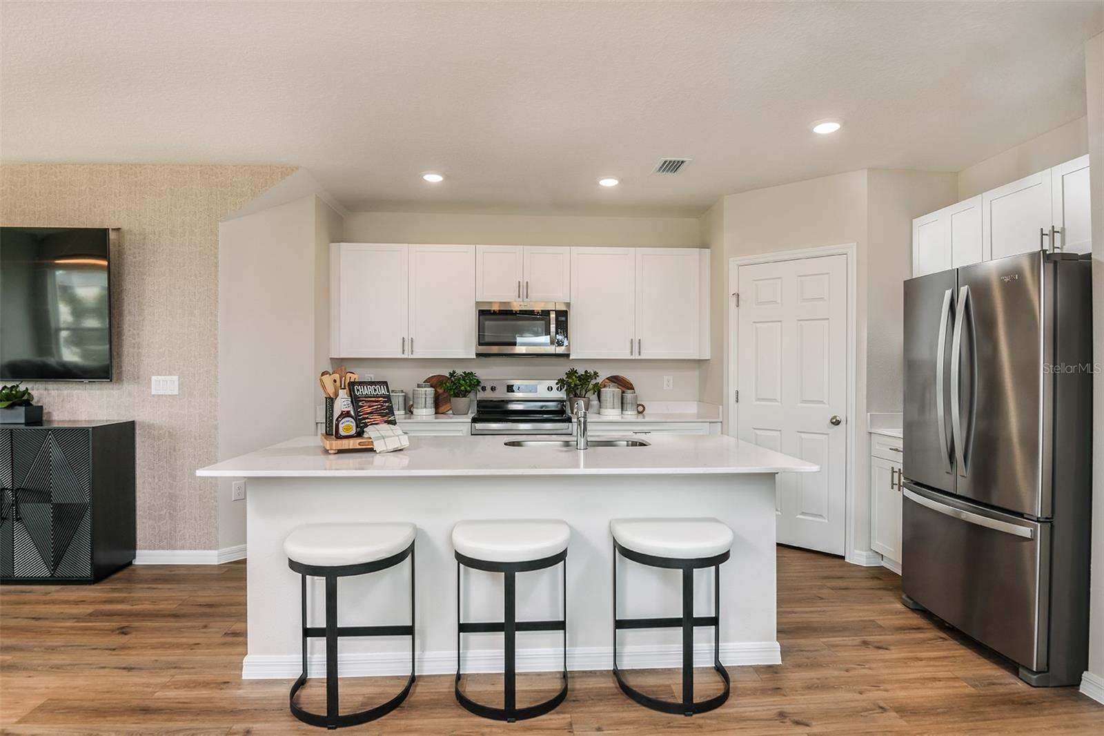 CF GTIS II GROVE AT CROSSWIND LLC - Residential