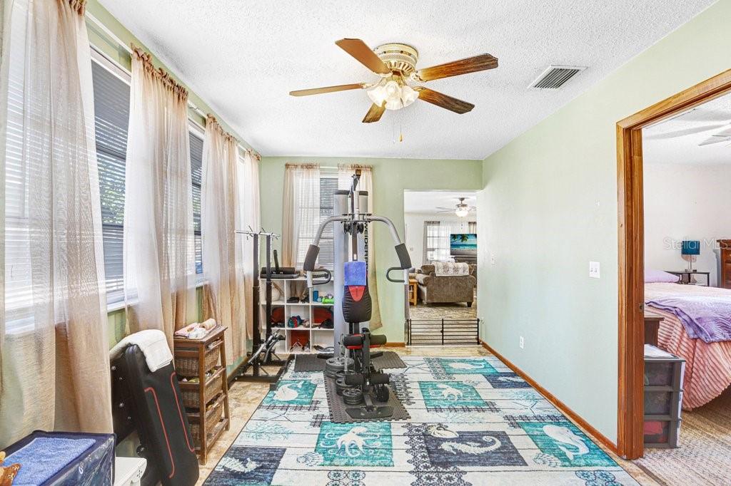 WORNS PARK - Residential Income