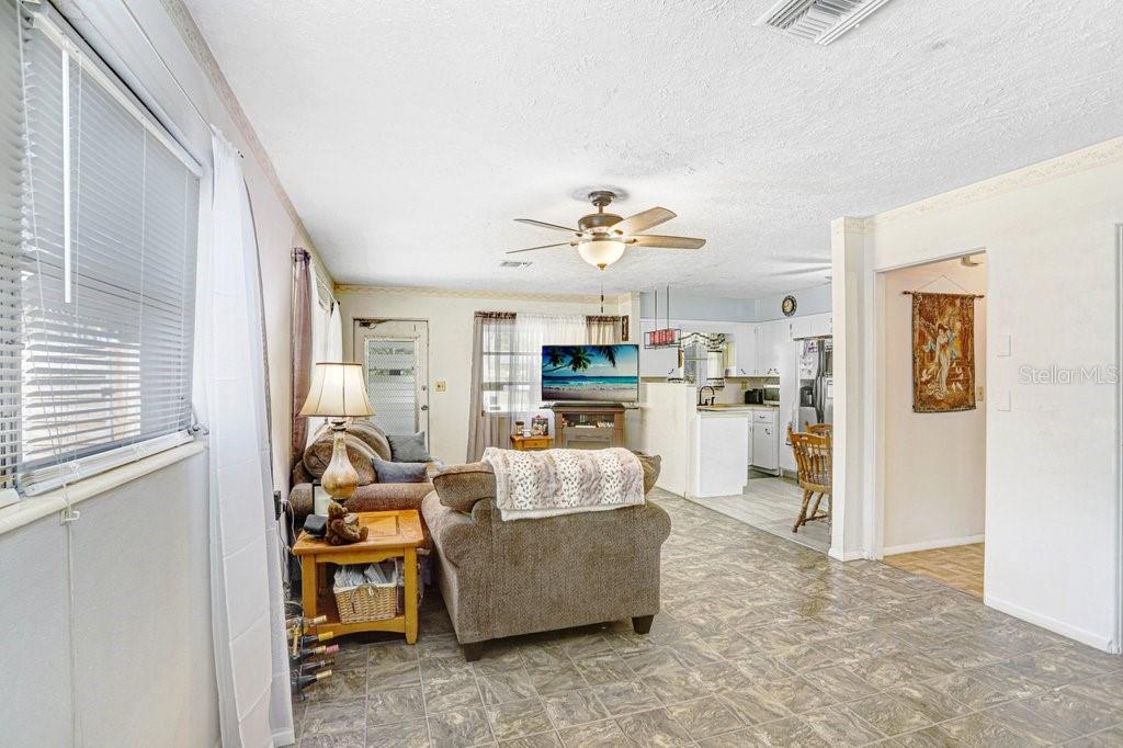 WORNS PARK - Residential Income