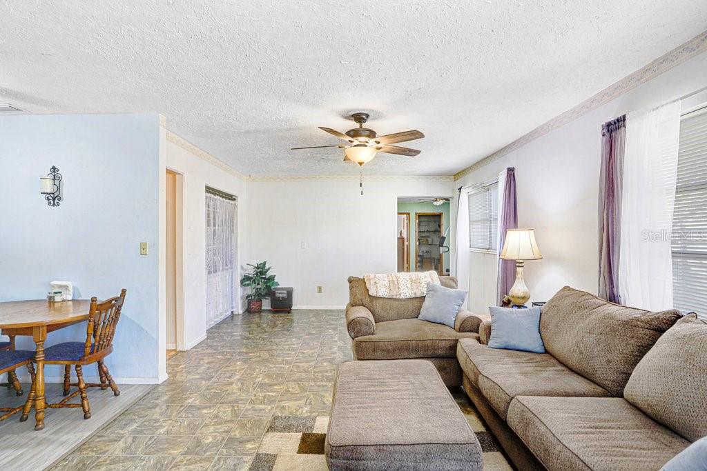 WORNS PARK - Residential Income