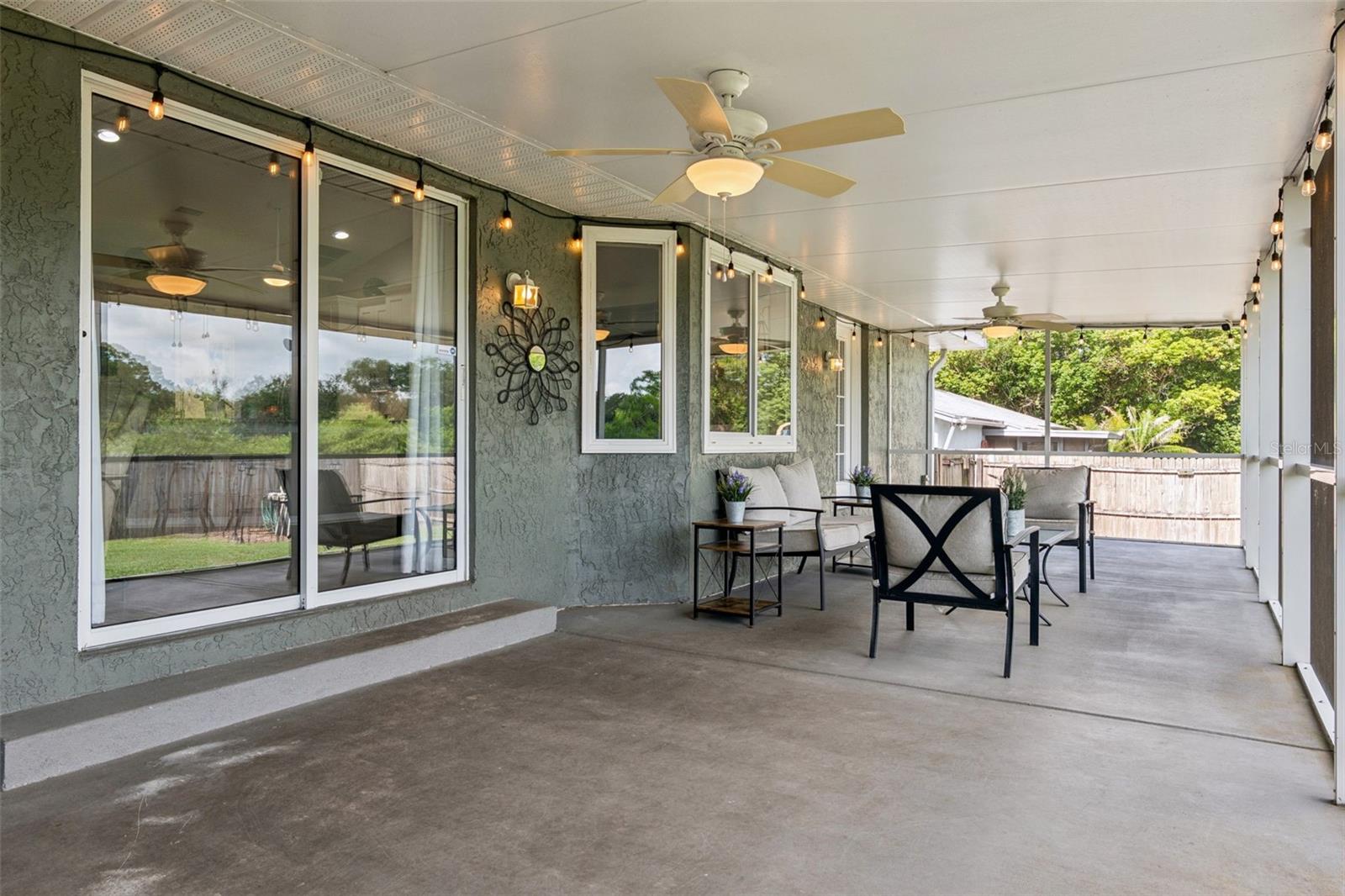 PLANTATION ESTATES UNIT 20 - Residential