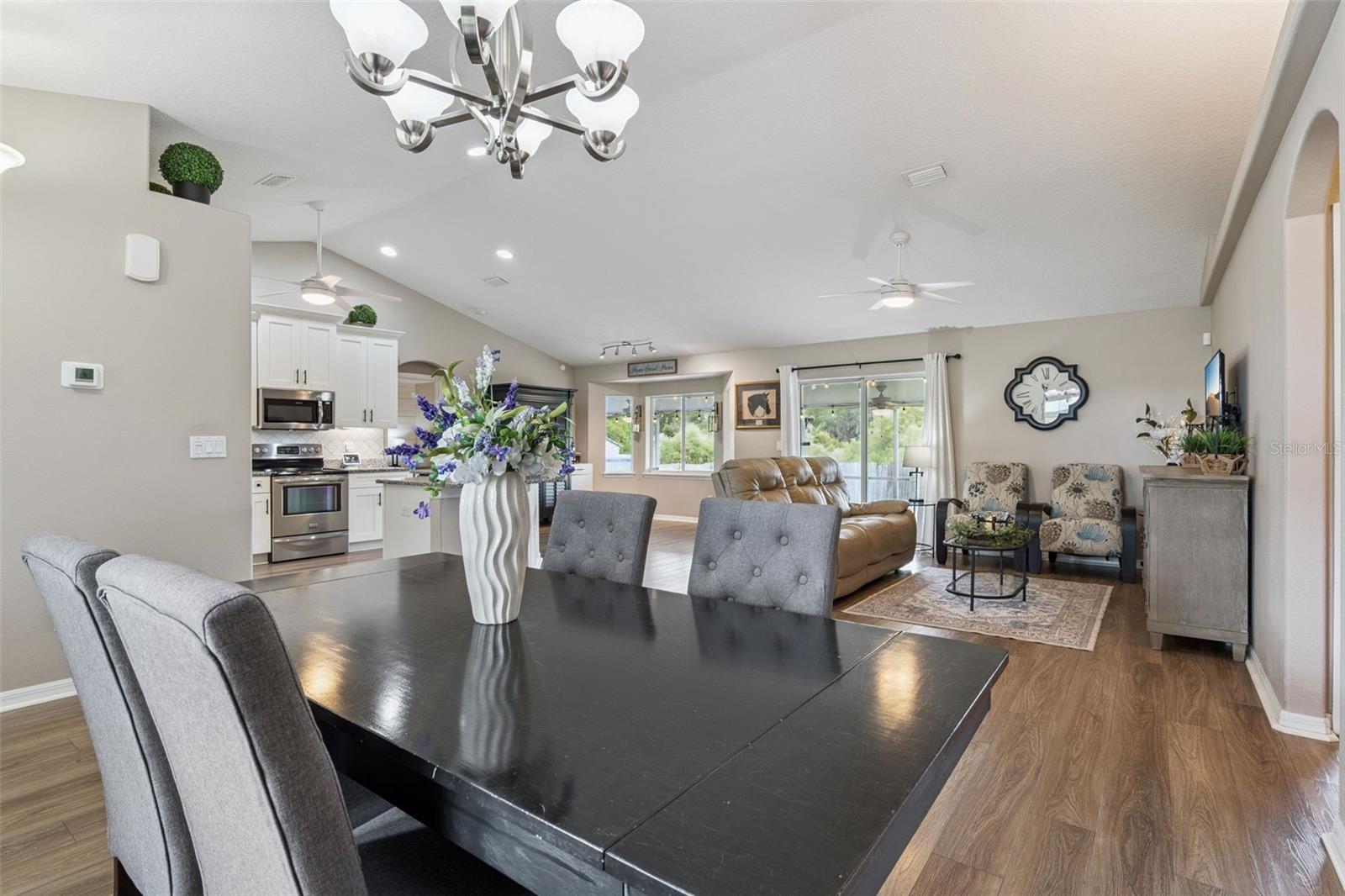 PLANTATION ESTATES UNIT 20 - Residential