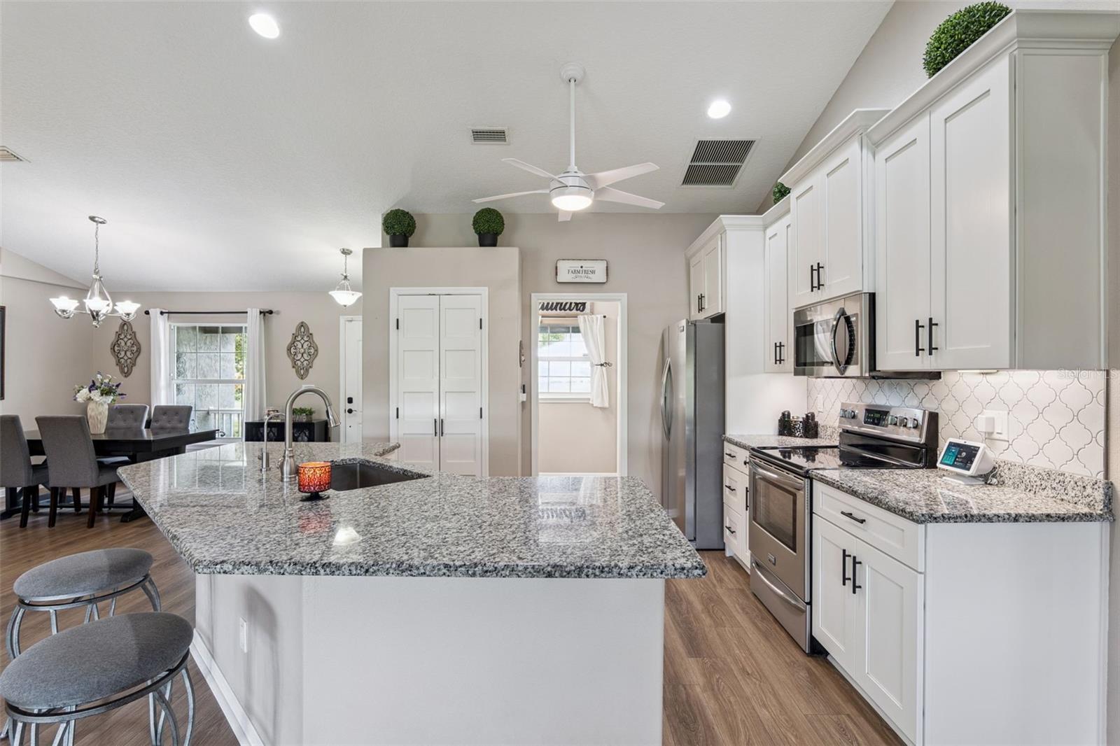 PLANTATION ESTATES UNIT 20 - Residential
