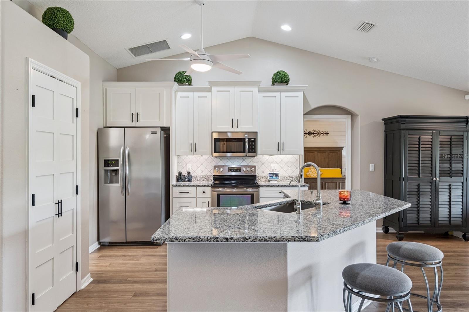 PLANTATION ESTATES UNIT 20 - Residential
