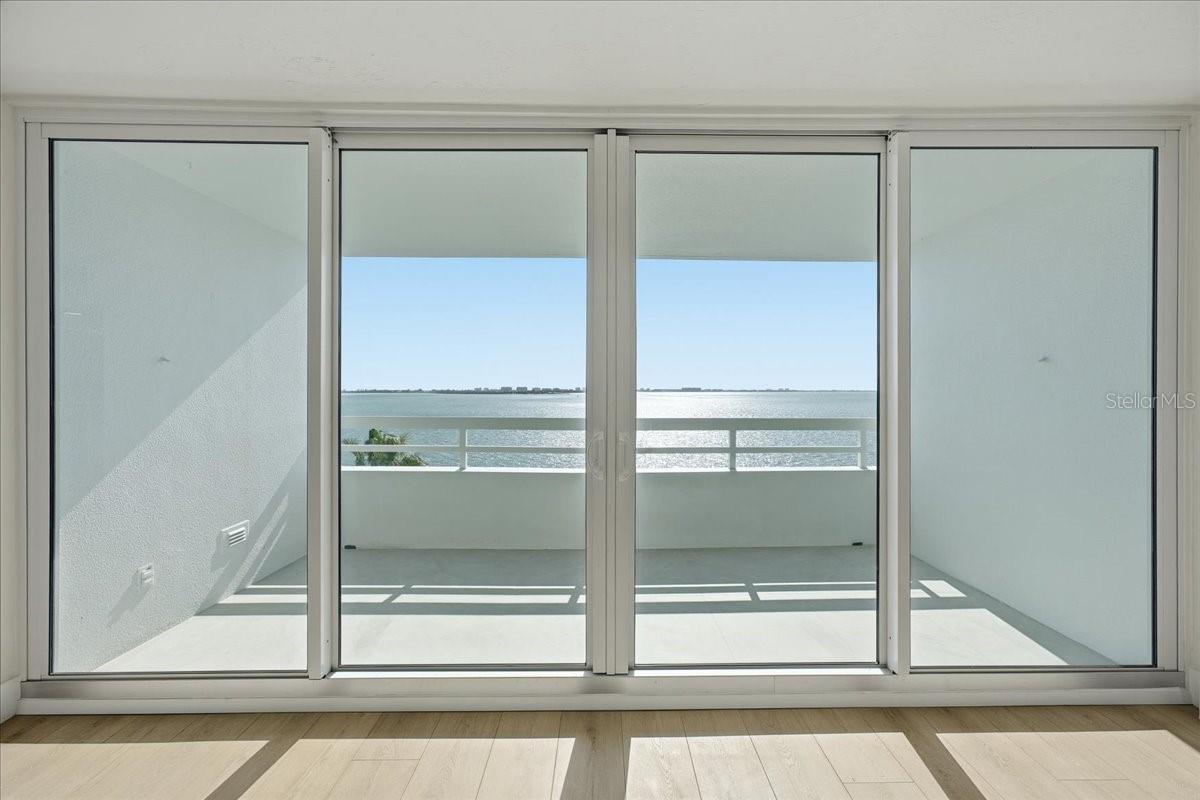 CONDO ON THE BAY TOWER I - Residential