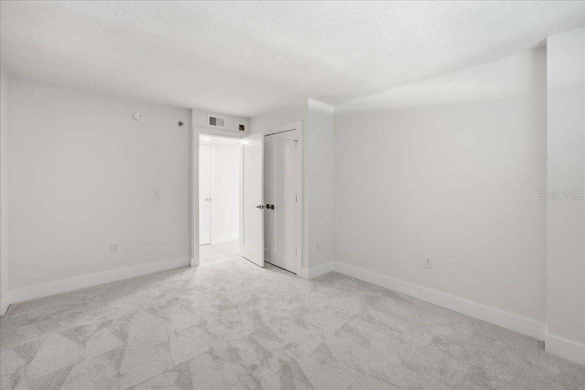 CONDO ON THE BAY TOWER I - Residential