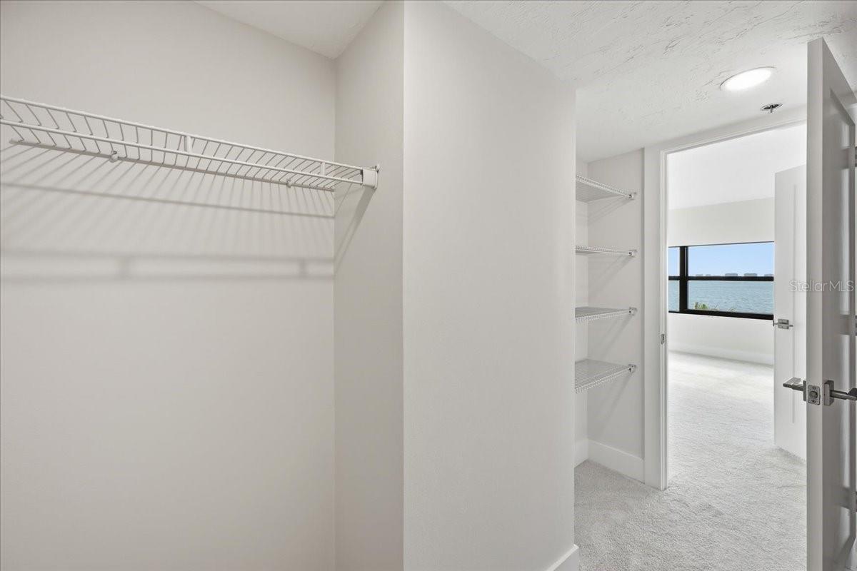 CONDO ON THE BAY TOWER I - Residential