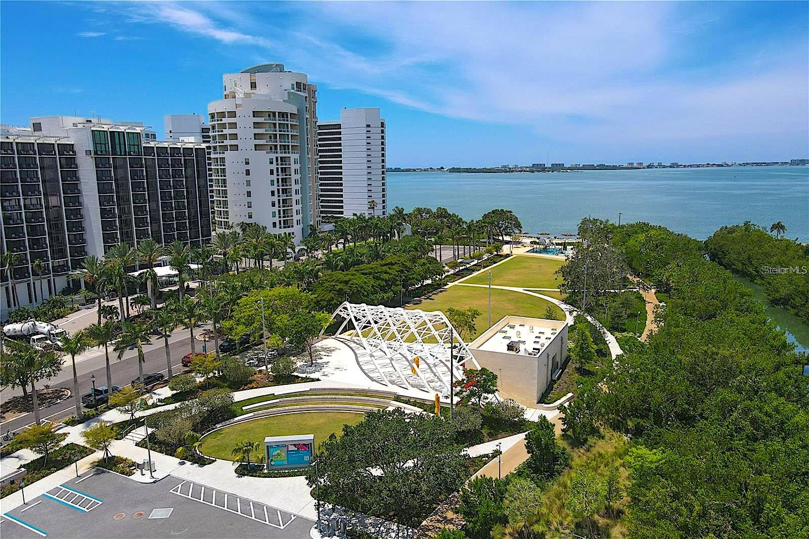 CONDO ON THE BAY TOWER I - Residential