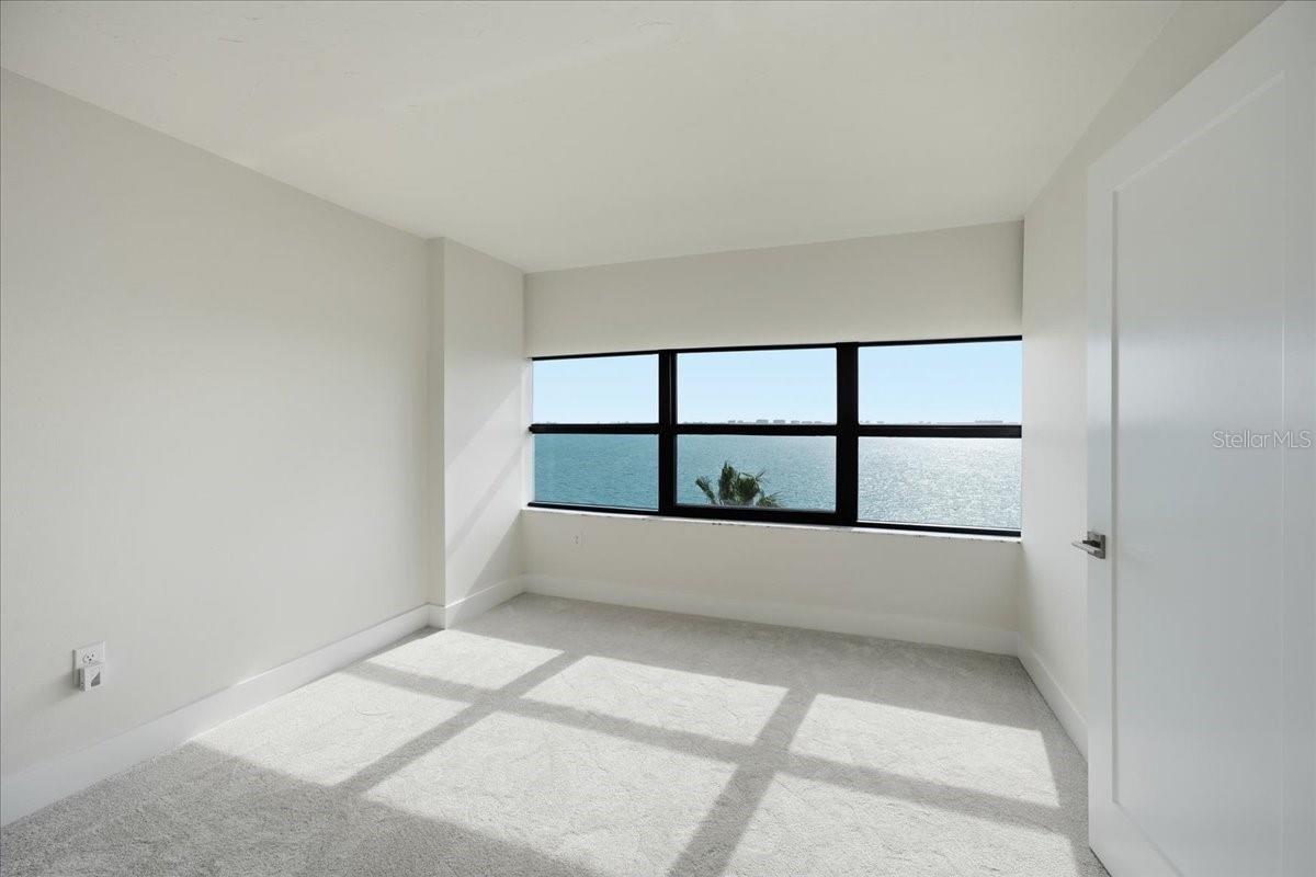 CONDO ON THE BAY TOWER I - Residential