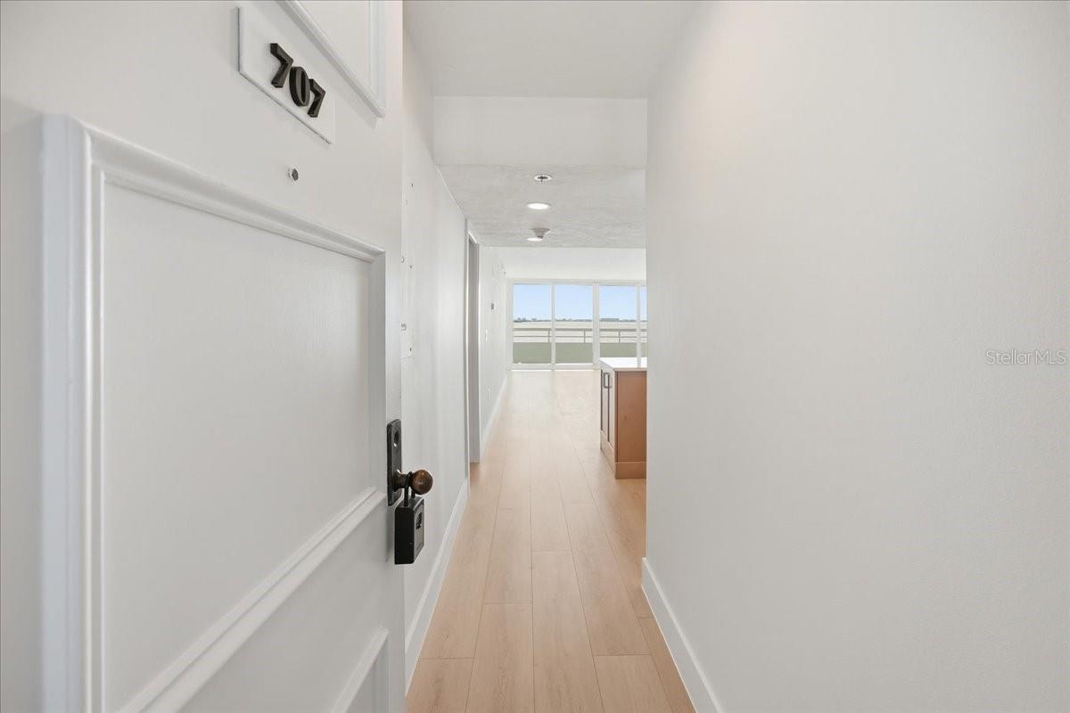 CONDO ON THE BAY TOWER I - Residential