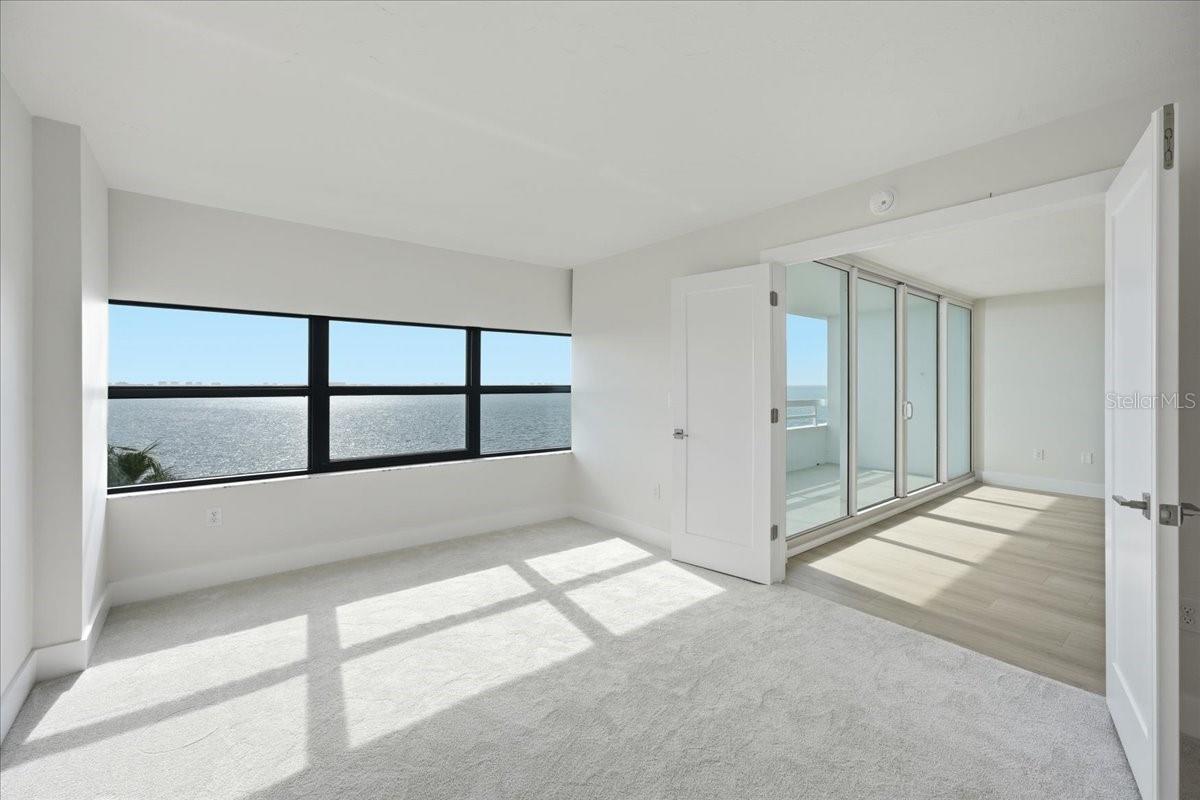 CONDO ON THE BAY TOWER I - Residential