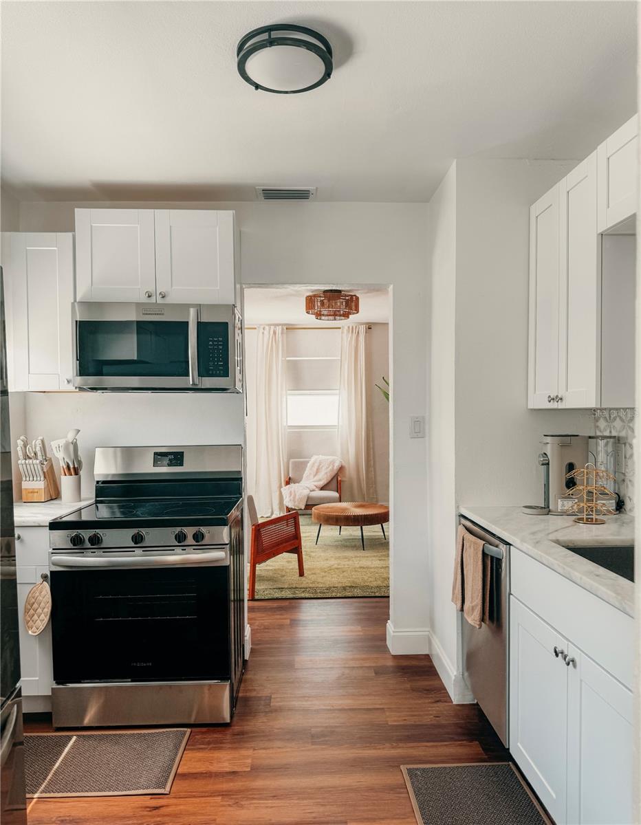 MOREY BEACH - Residential
