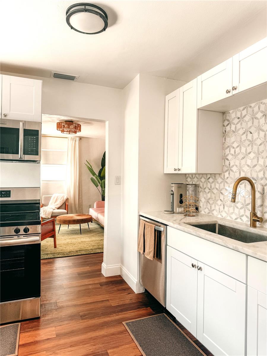 MOREY BEACH - Residential