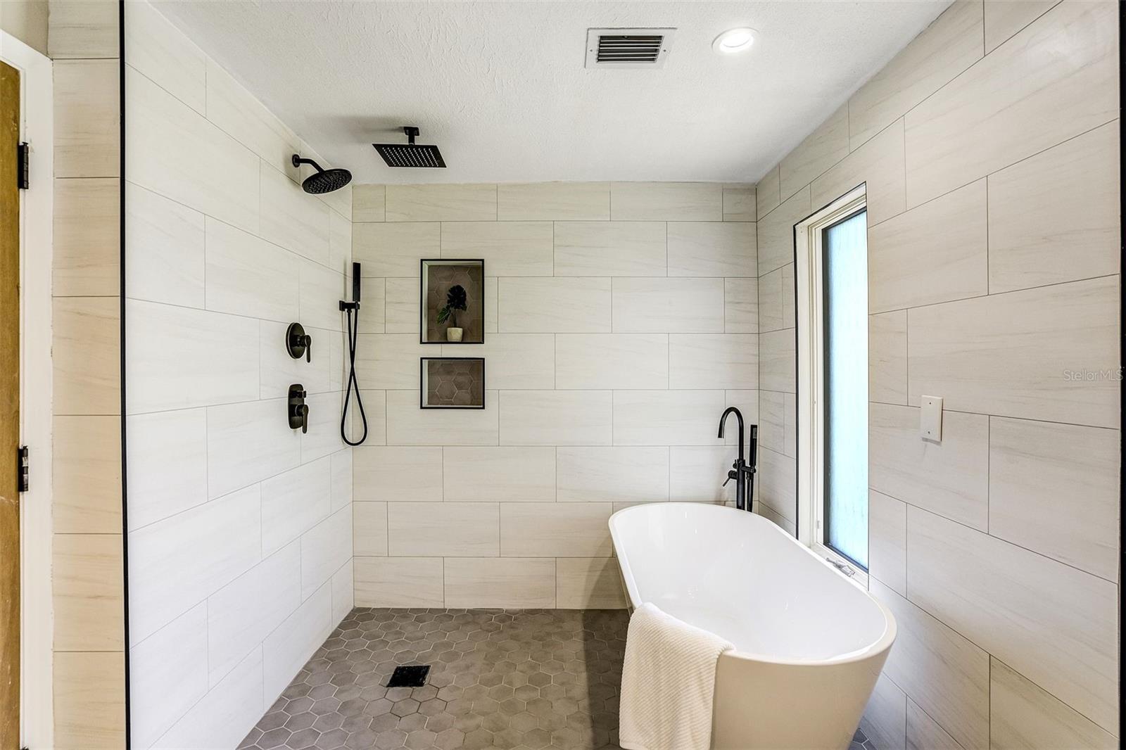 TEMPLE TERRACE ESTATES - Residential
