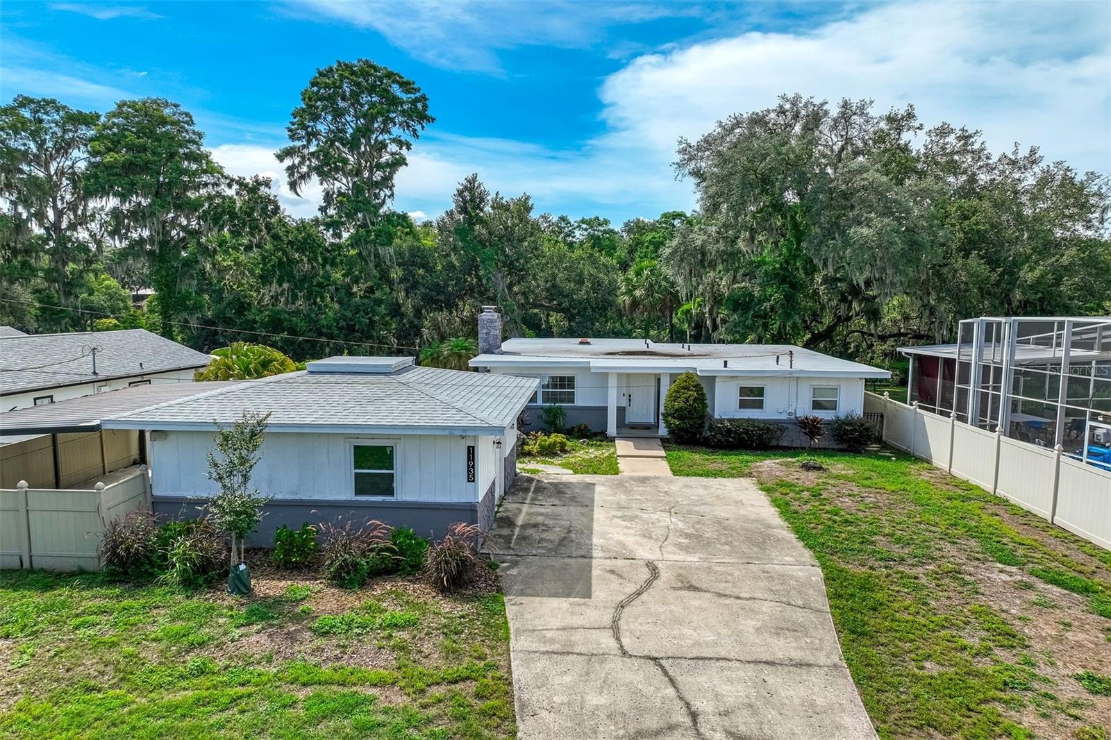 TEMPLE TERRACE ESTATES - Residential