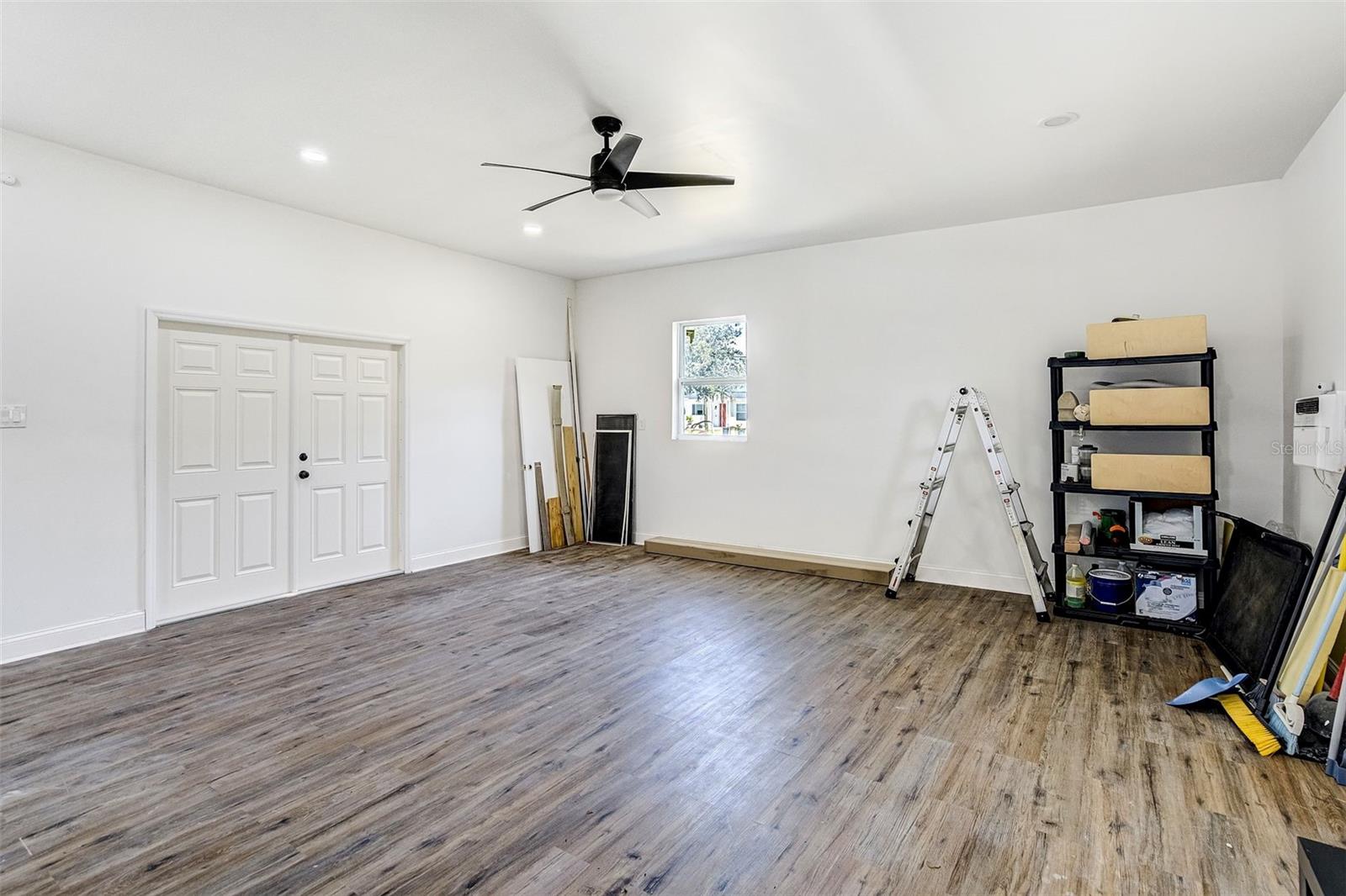 TEMPLE TERRACE ESTATES - Residential