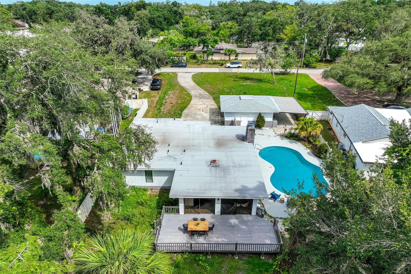 TEMPLE TERRACE ESTATES - Residential