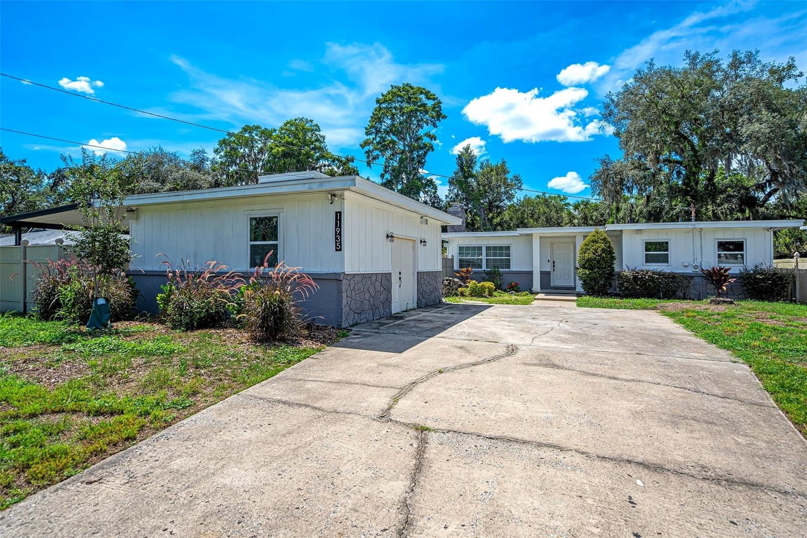 TEMPLE TERRACE ESTATES - Residential