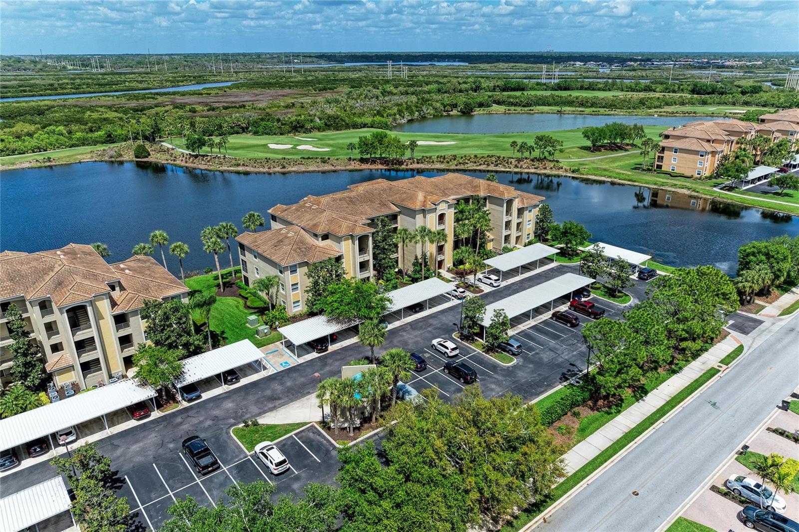 RIVER STRAND - Residential