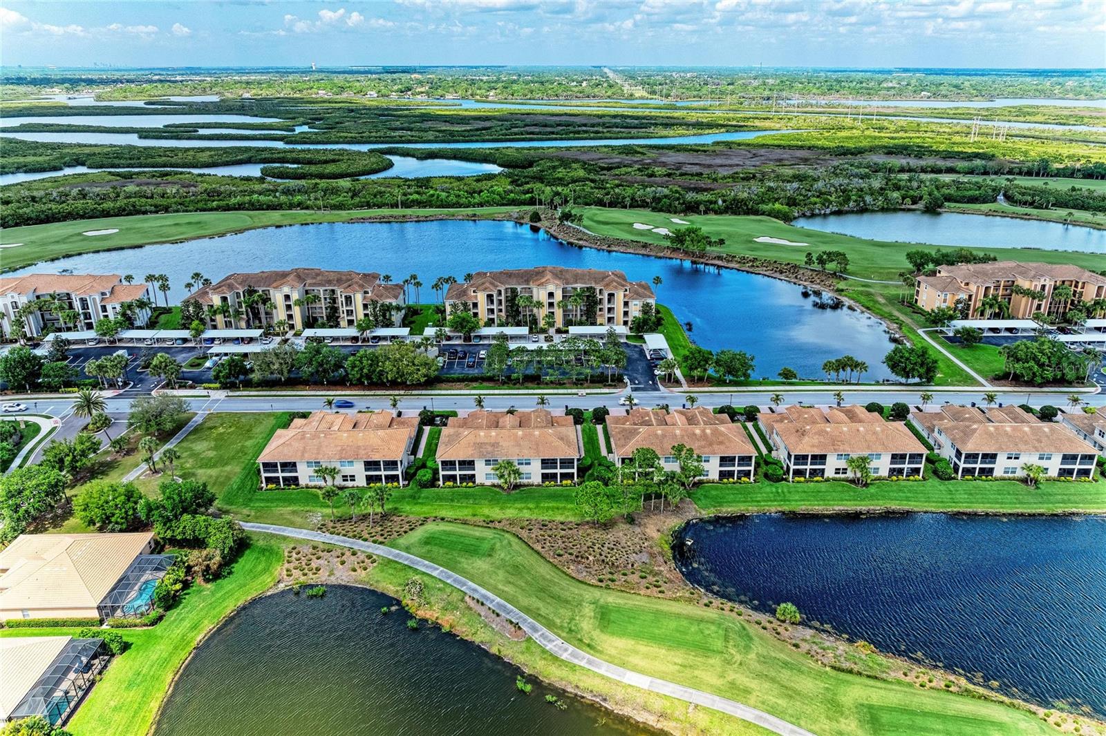 RIVER STRAND - Residential