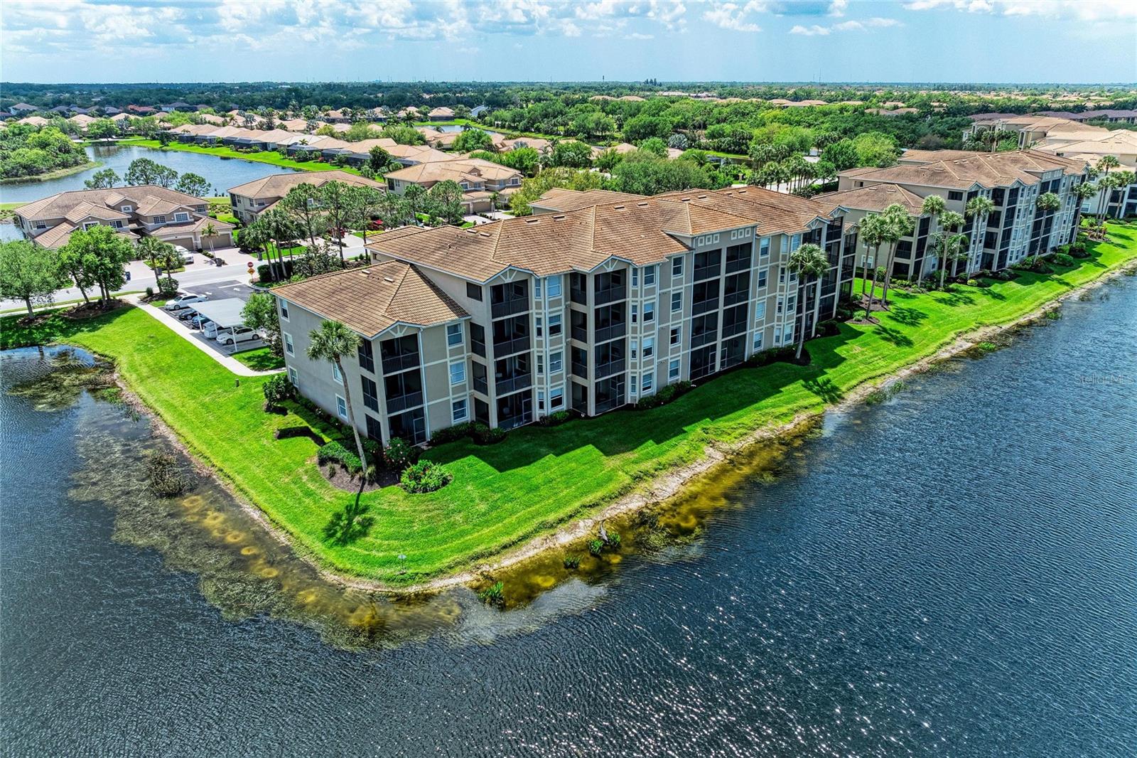 RIVER STRAND - Residential