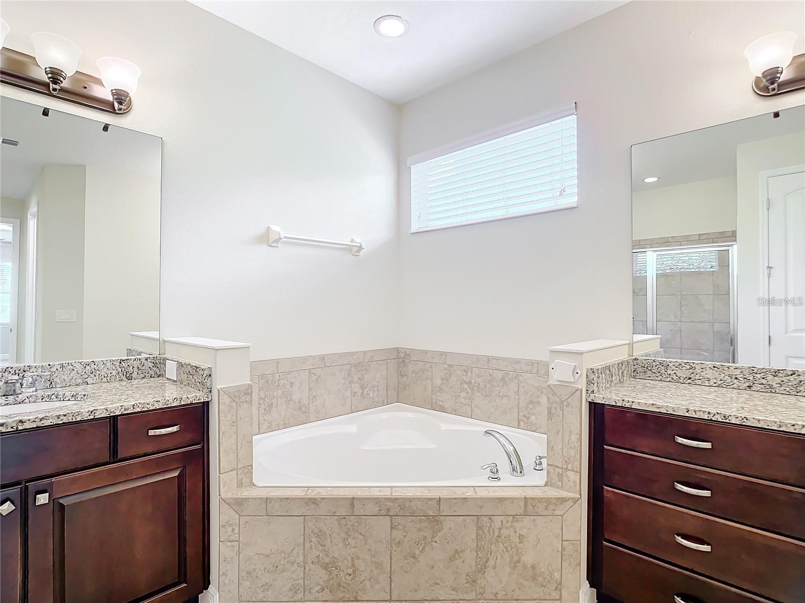 MEADOWRIDGE ESTATES - Residential