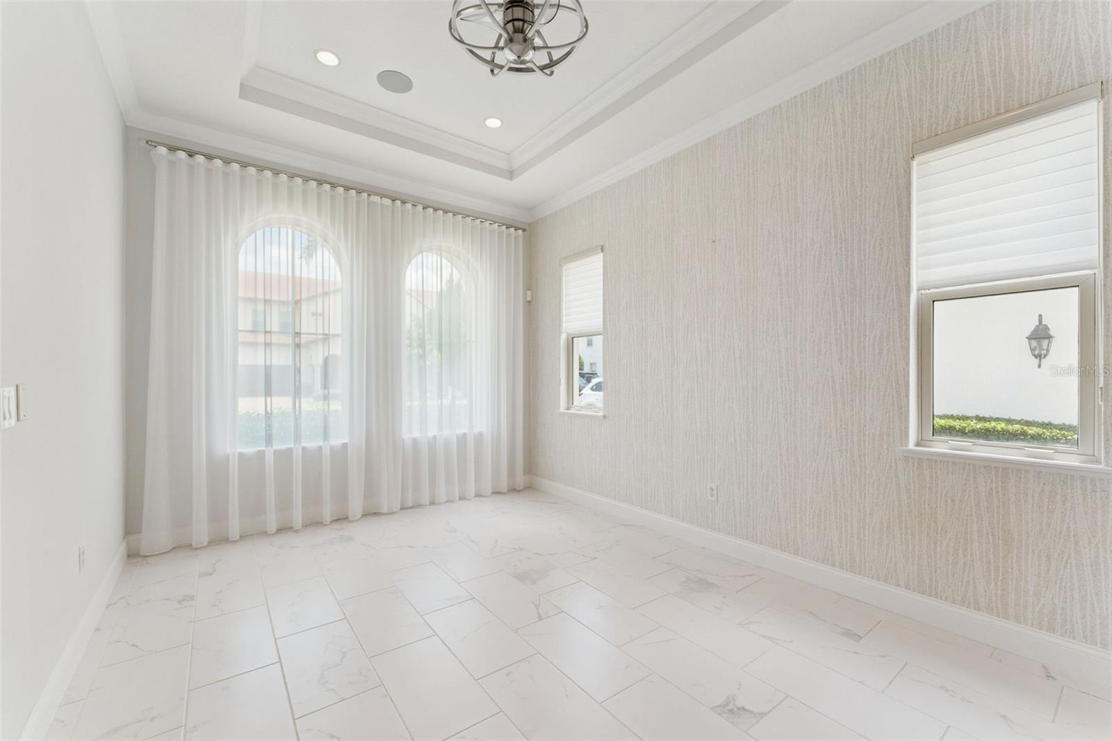 ROYAL CYPRESS PRESERVE - Residential