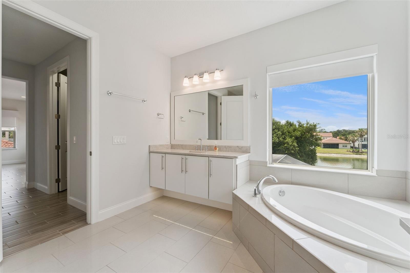 ROYAL CYPRESS PRESERVE - Residential