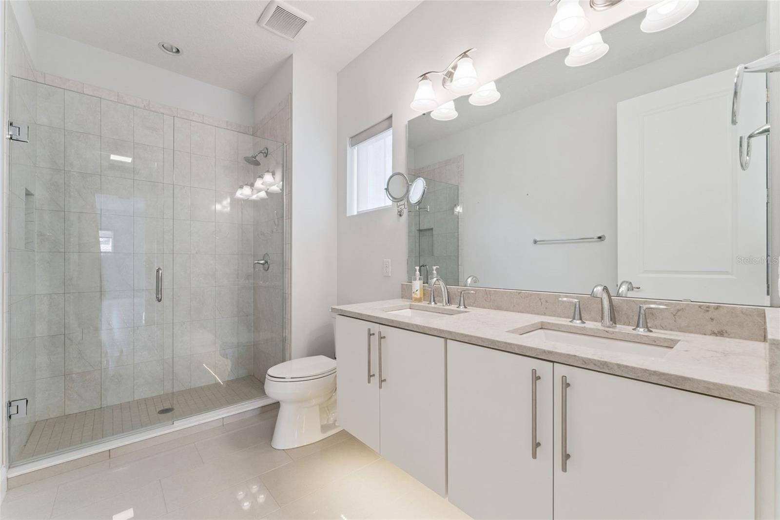 ROYAL CYPRESS PRESERVE - Residential