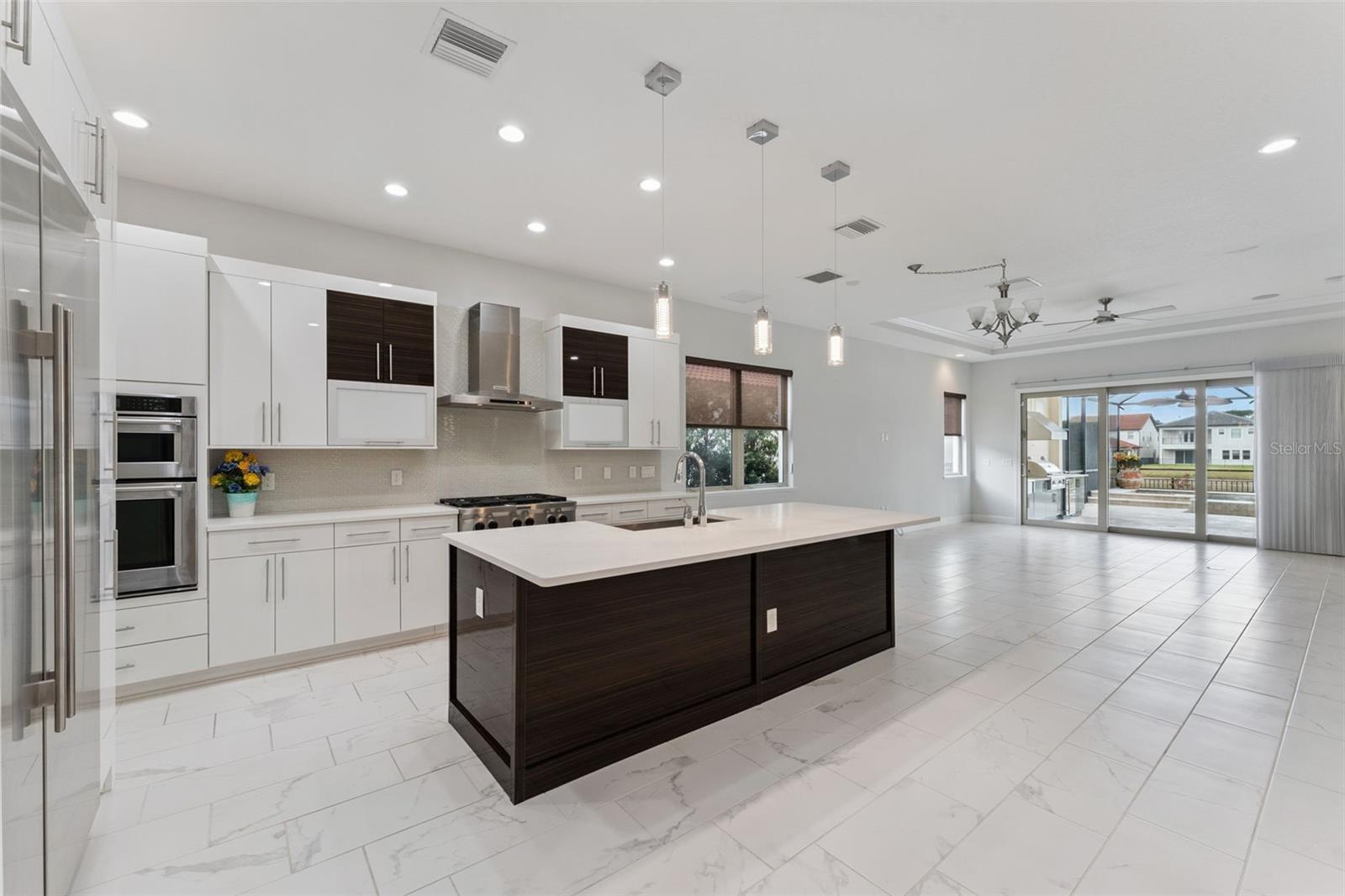 ROYAL CYPRESS PRESERVE - Residential