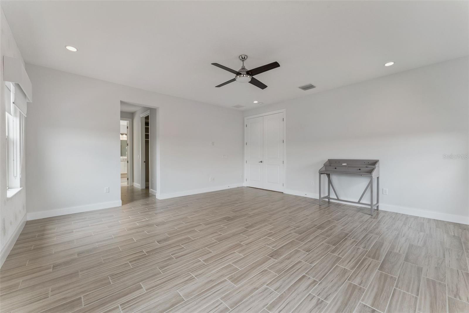 ROYAL CYPRESS PRESERVE - Residential