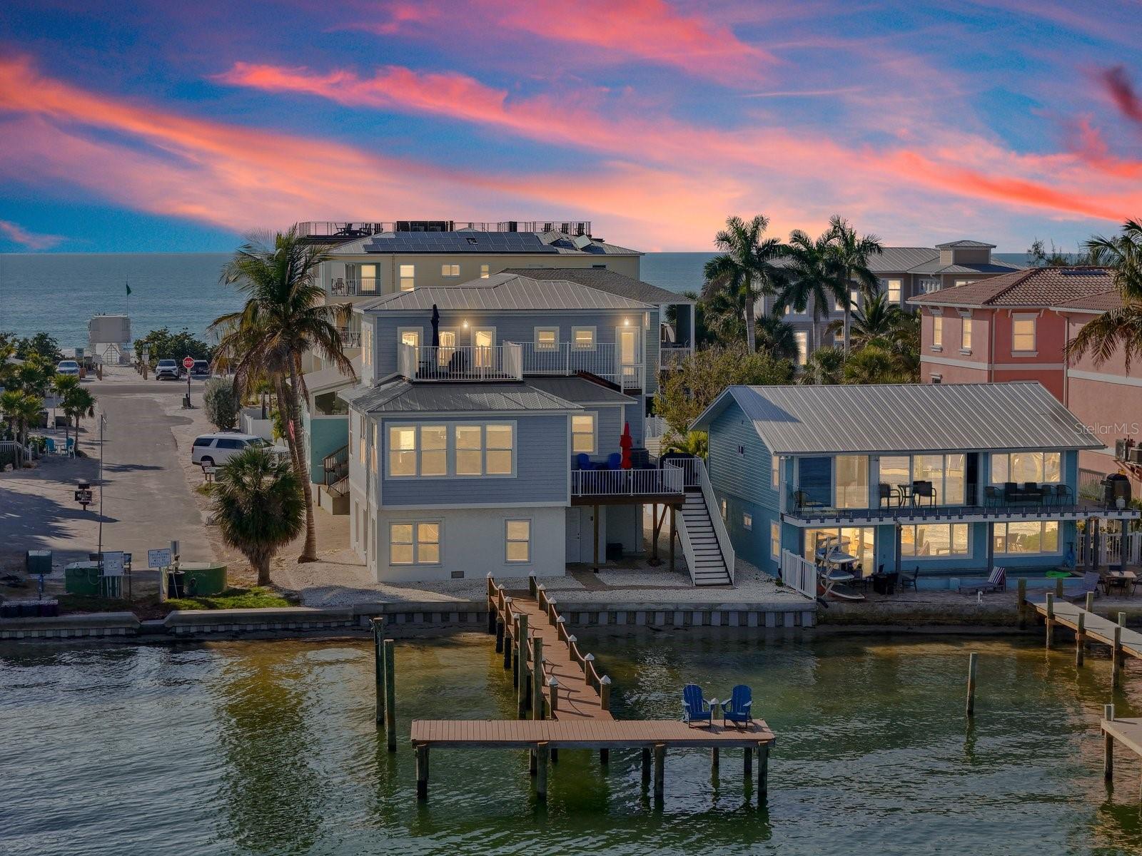 CORTEZ BEACH - Residential