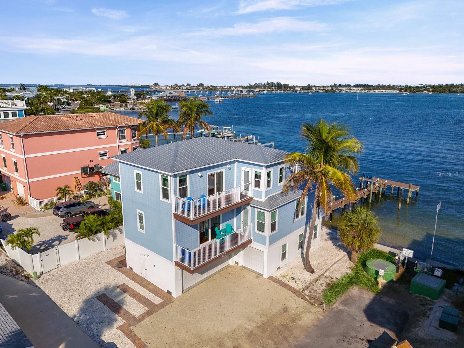 CORTEZ BEACH - Residential
