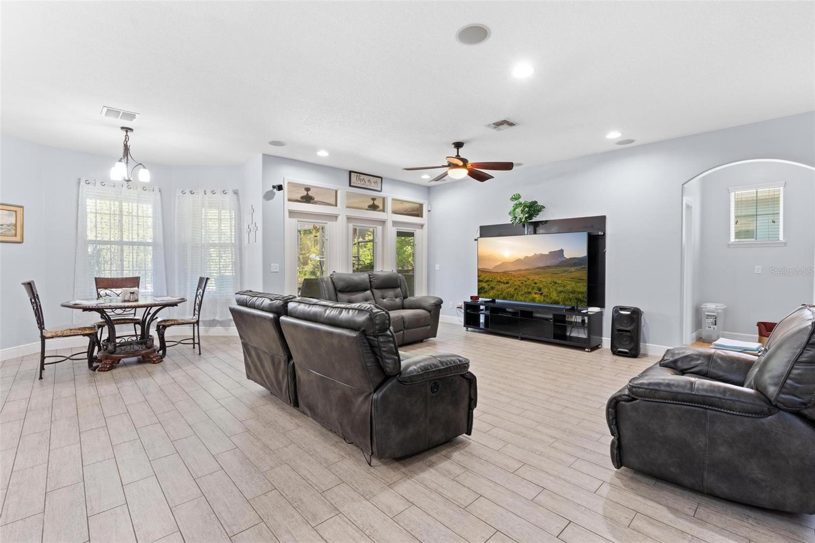 GREENS/PROVIDENCE - Residential