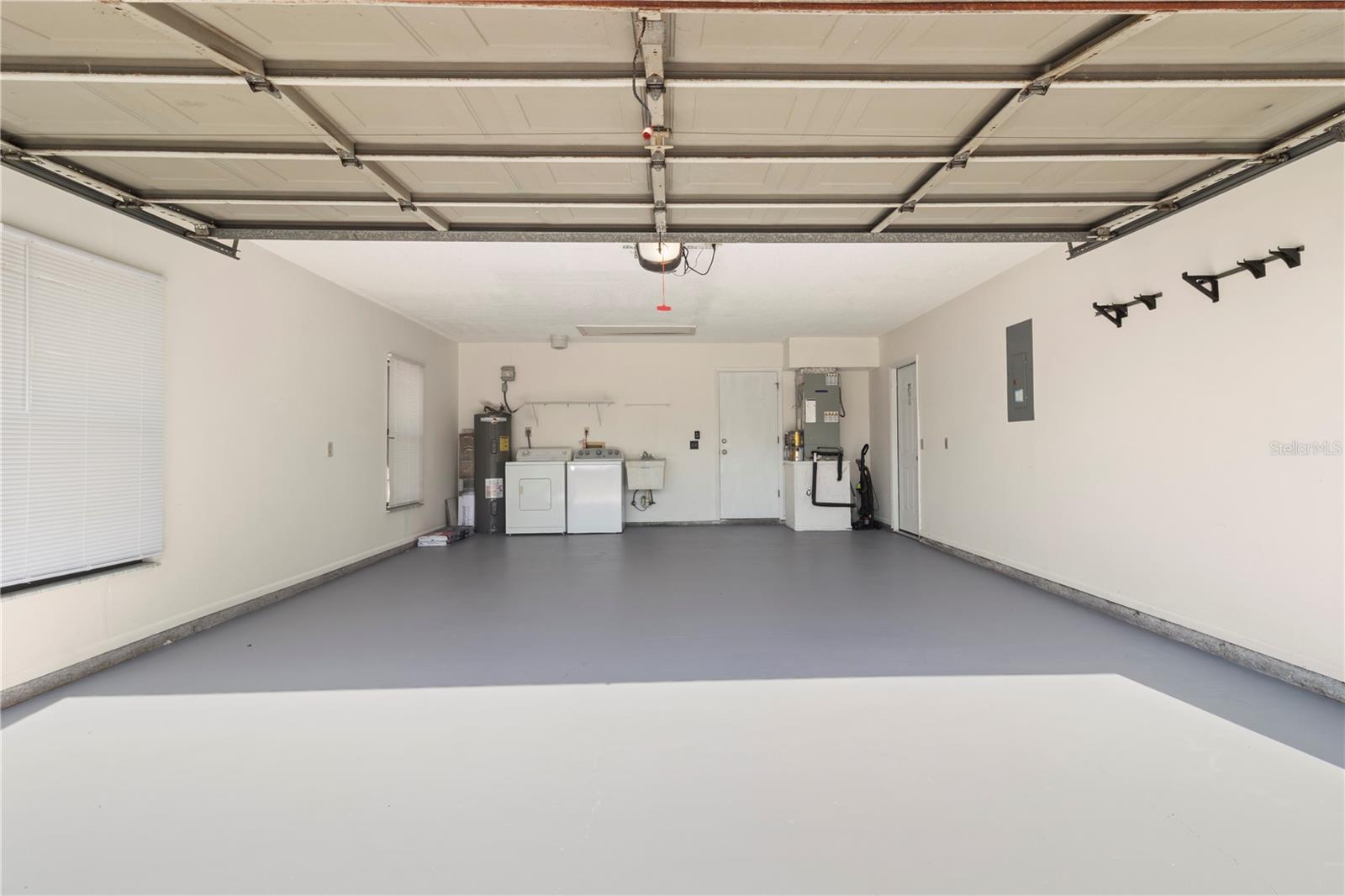 COUNTRY OAKS PH I - Residential